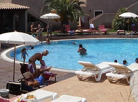 S'incantu מלון דירות וילסימיוס