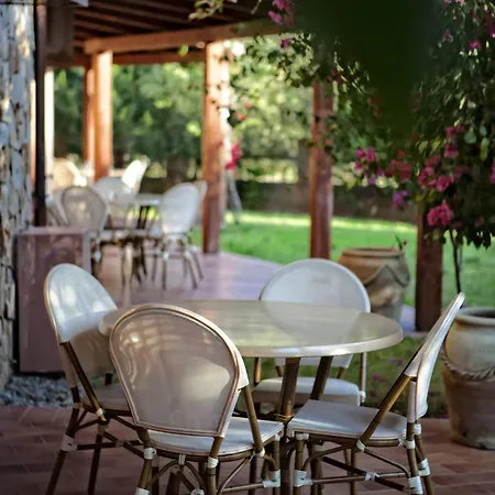 Apartahotel S'incantu
