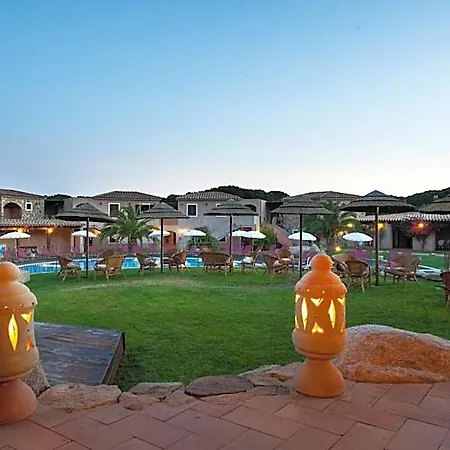 Apartahotel S'incantu