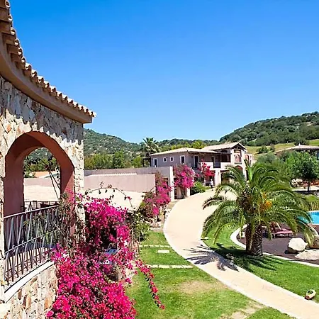 Apartahotel S'incantu Villasimius