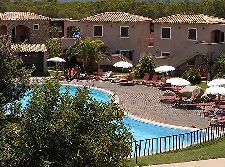 S'incantu 아파트호텔 3*